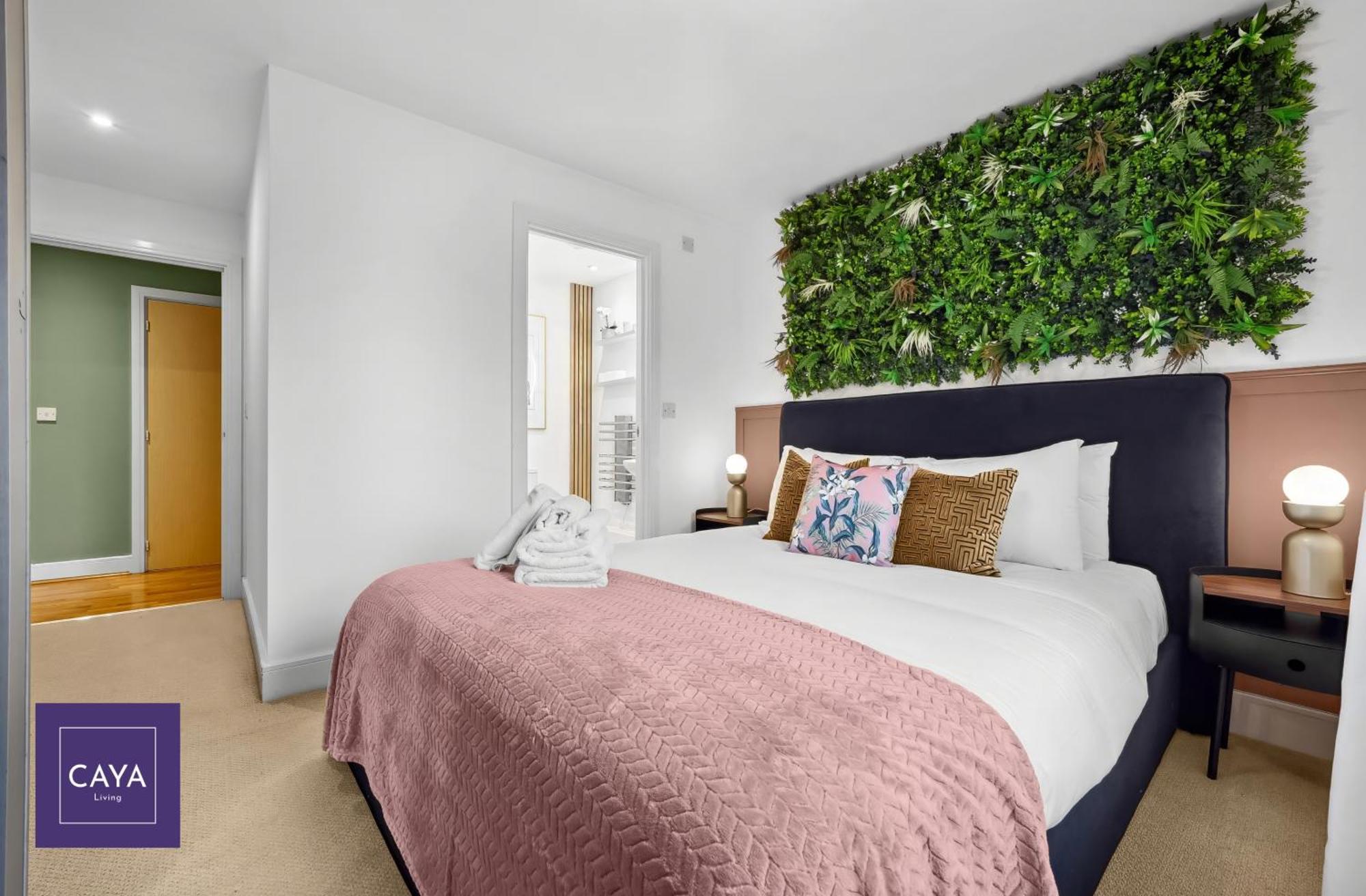 Apartamento Caya Living New Luxe 2br In Berkshire - Legoland - Castle - Heathrow Sleeps 6 - Private Gated Parking