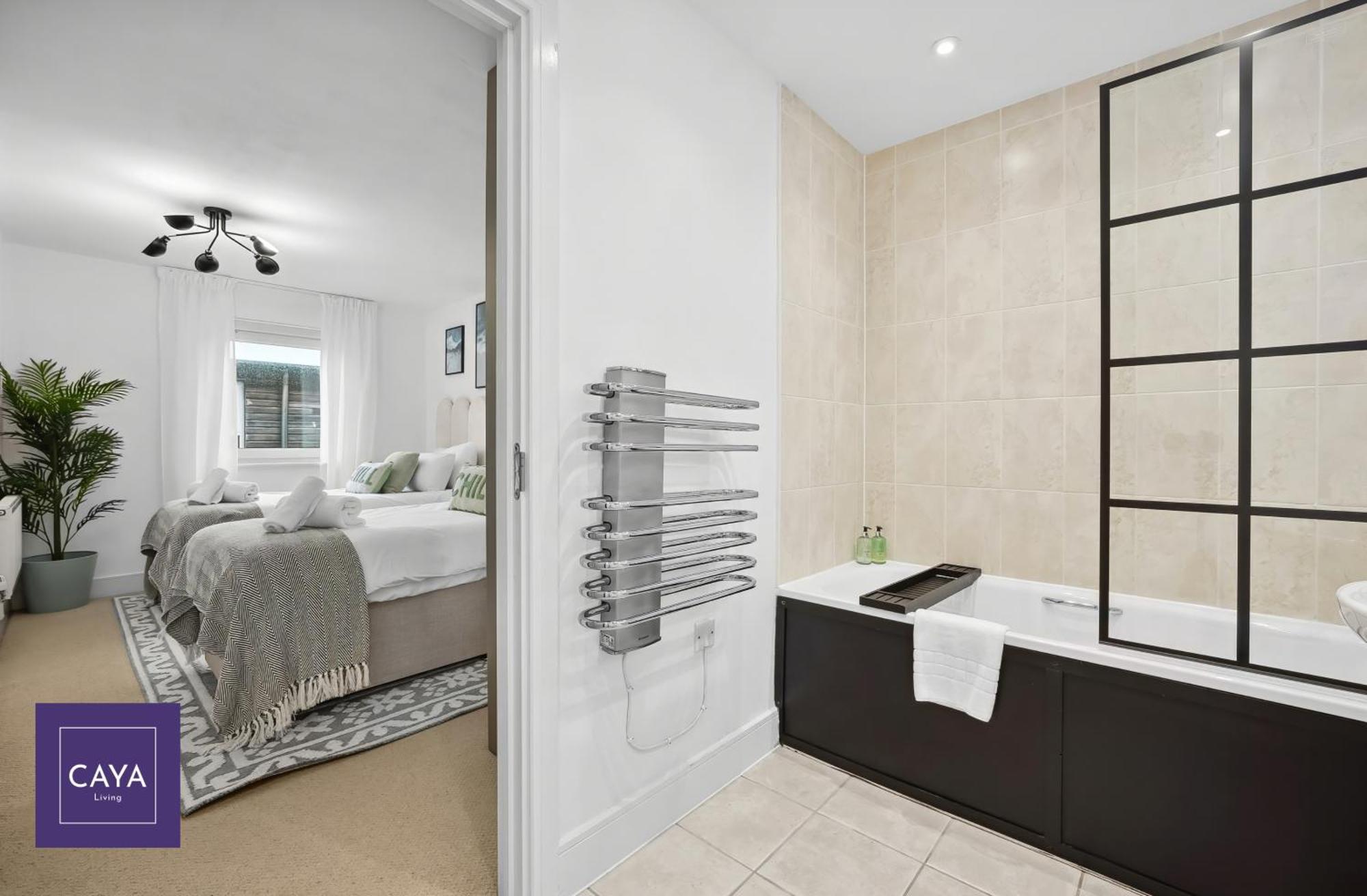 Apartamento Caya Living New Luxe 2br In Berkshire - Legoland - Castle - Heathrow Sleeps 6 - Private Gated Parking *