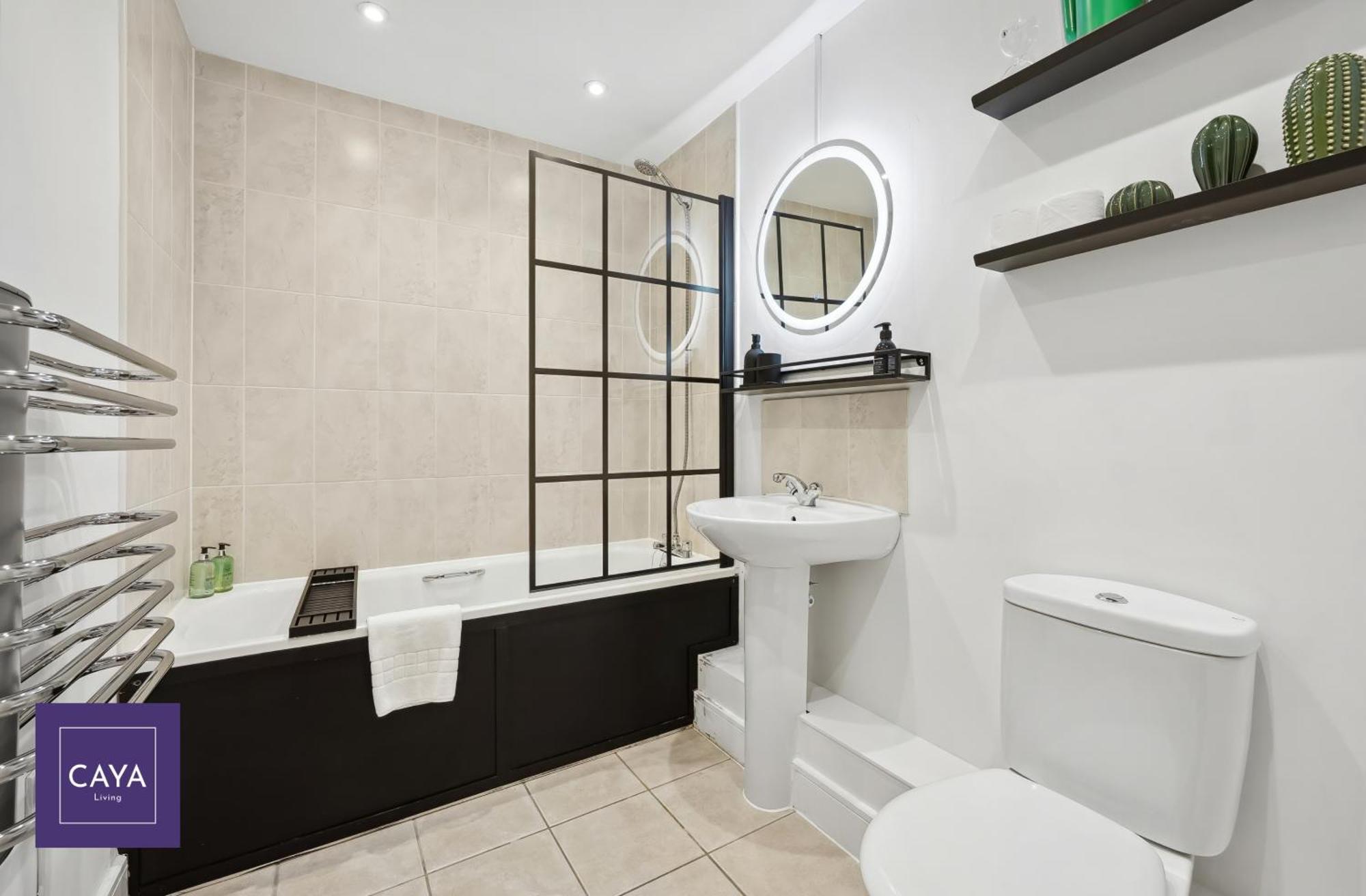 Apartamento Caya Living New Luxe 2br In Berkshire - Legoland - Castle - Heathrow Sleeps 6 - Private Gated Parking *