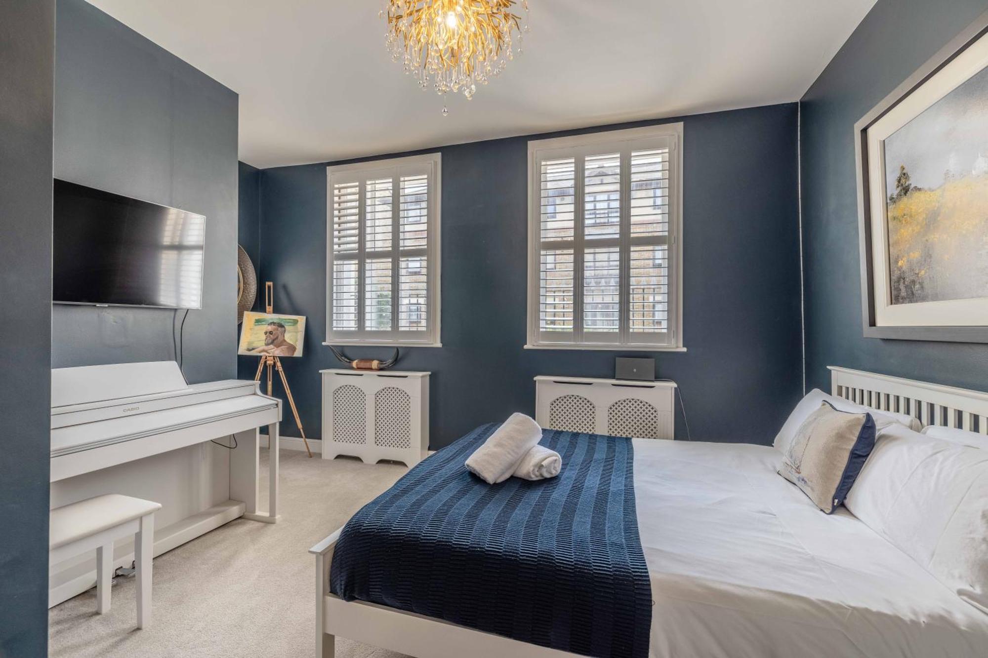 Charming 2 Bed,2 Bath Flat By The Long Walk Windsor