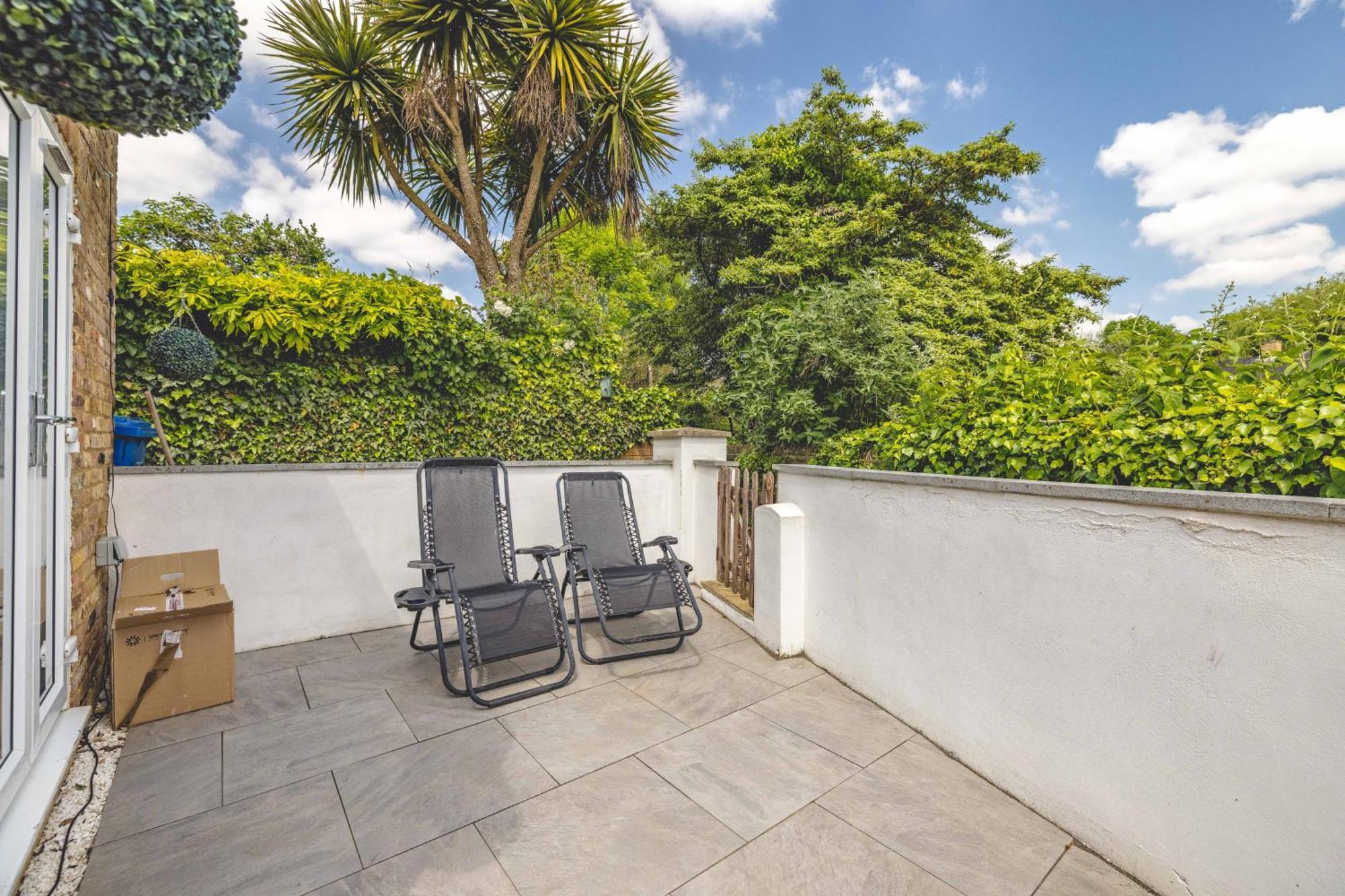 Charming 2 Bed,2 Bath Flat By The Long Walk Apartment Windsor
