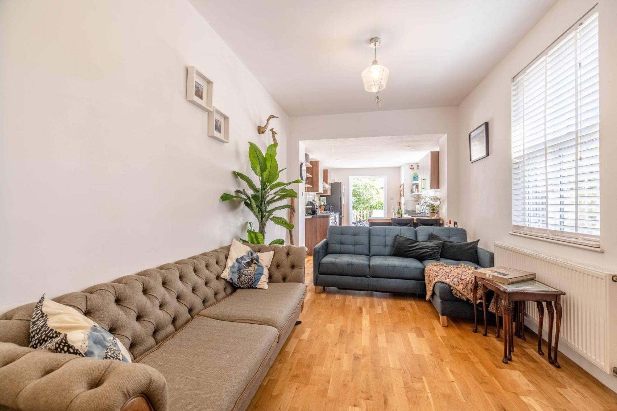Charming 2 Bed,2 Bath Flat By The Long Walk Windsor