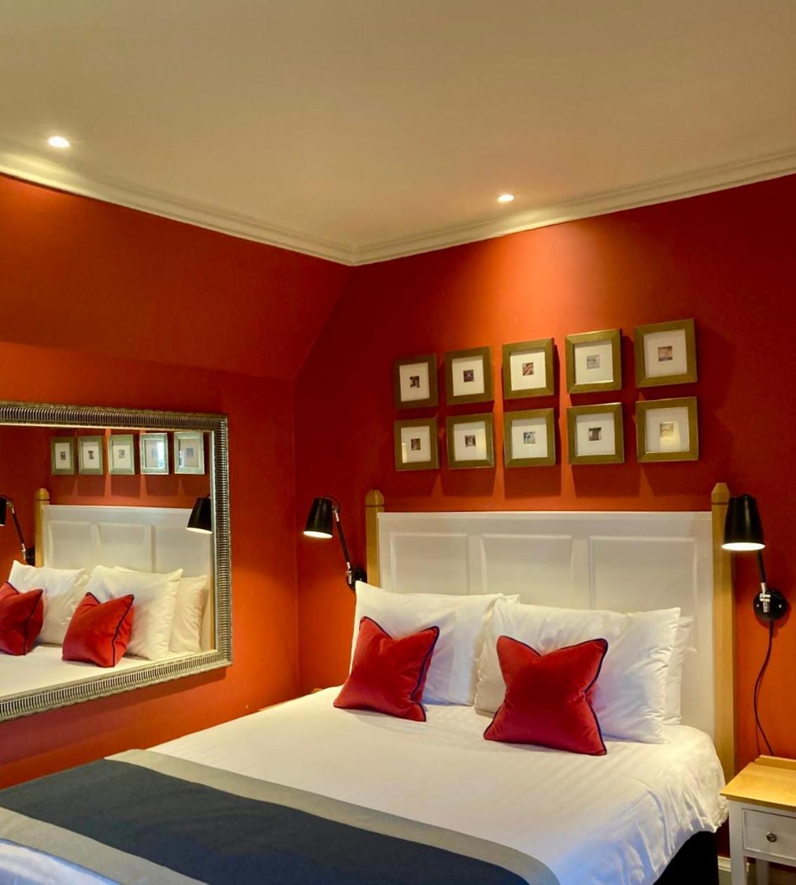 Manor - Datchet, Hotel