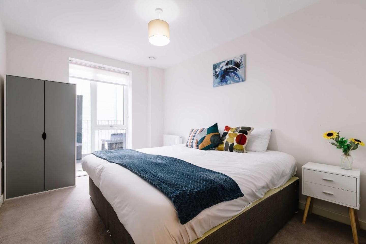 Villa 2bed 2bath Near