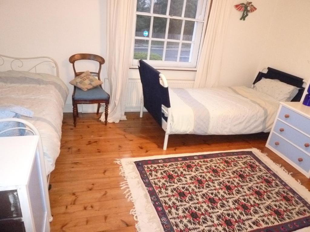Manor Cottage Bed And Breakfast Bed & Breakfast Windsor