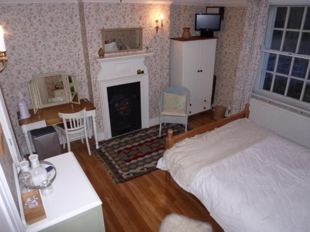 Manor Cottage Bed And Breakfast Bed & Breakfast *