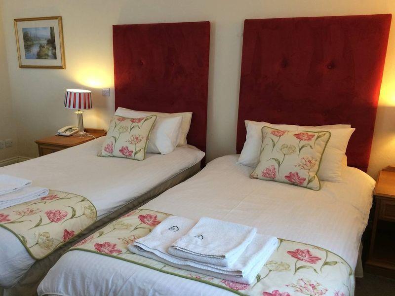 Charles House - Castle 4*