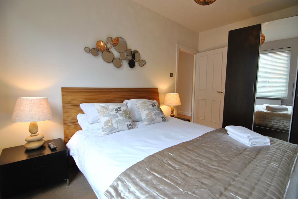 Apartment The Courtyard 2 Bedroom Apartments In Central Windsor With Parking Windsor