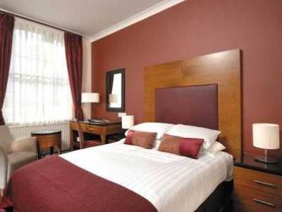 The Royal Adelaide Hotel Windsor