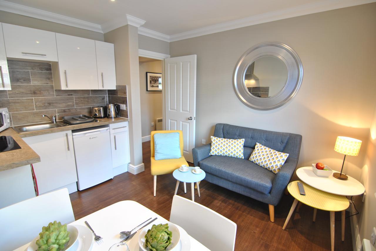 Apartment Lord Raglan House One Bedroom With Parking *