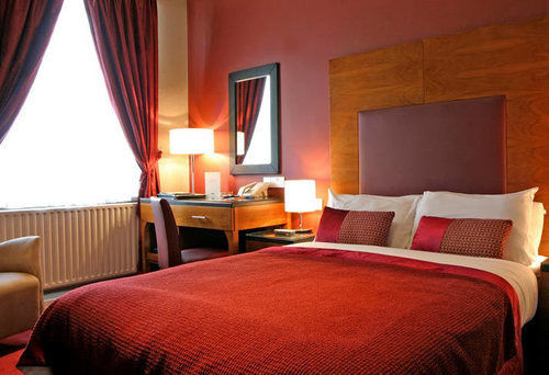 The Royal Adelaide Hotel