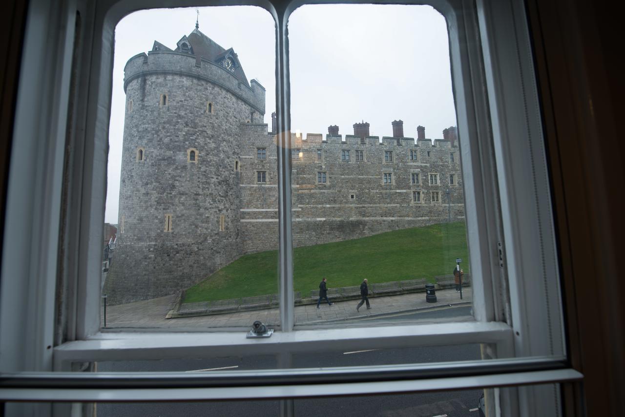 Apartment Facing The Castle *