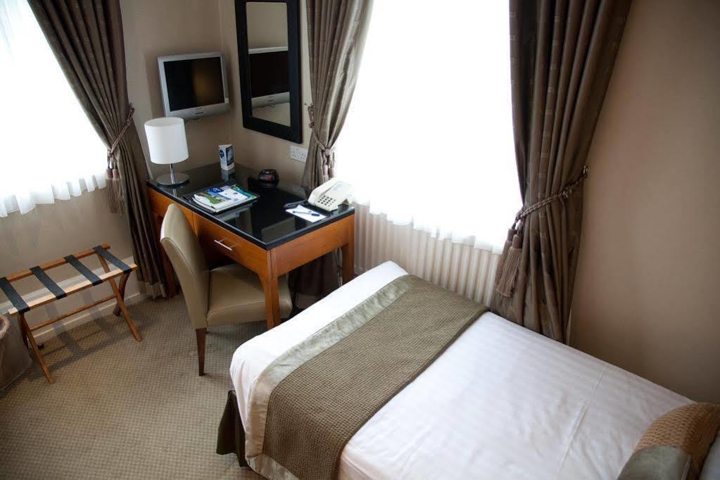 The Royal Adelaide Windsor