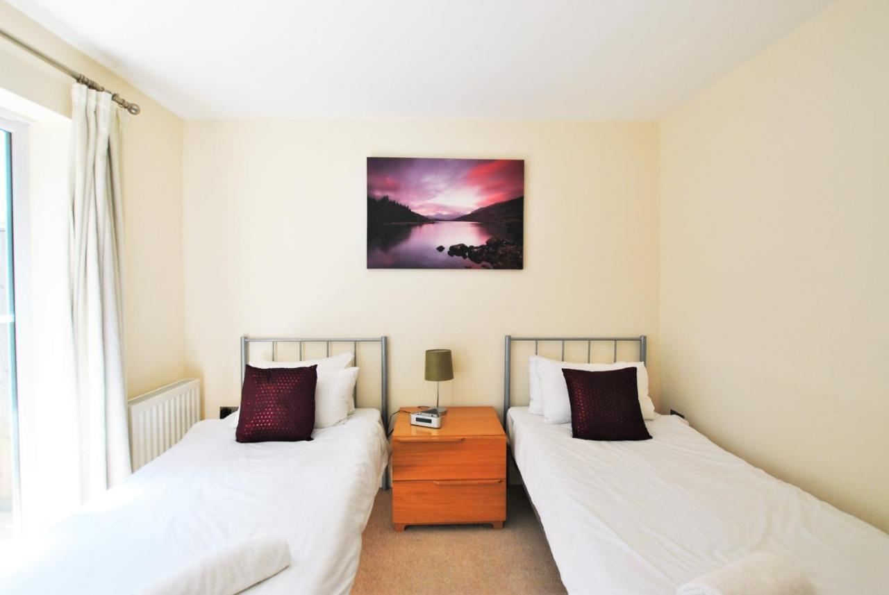 Spacious 2-bedroom With Parking In *