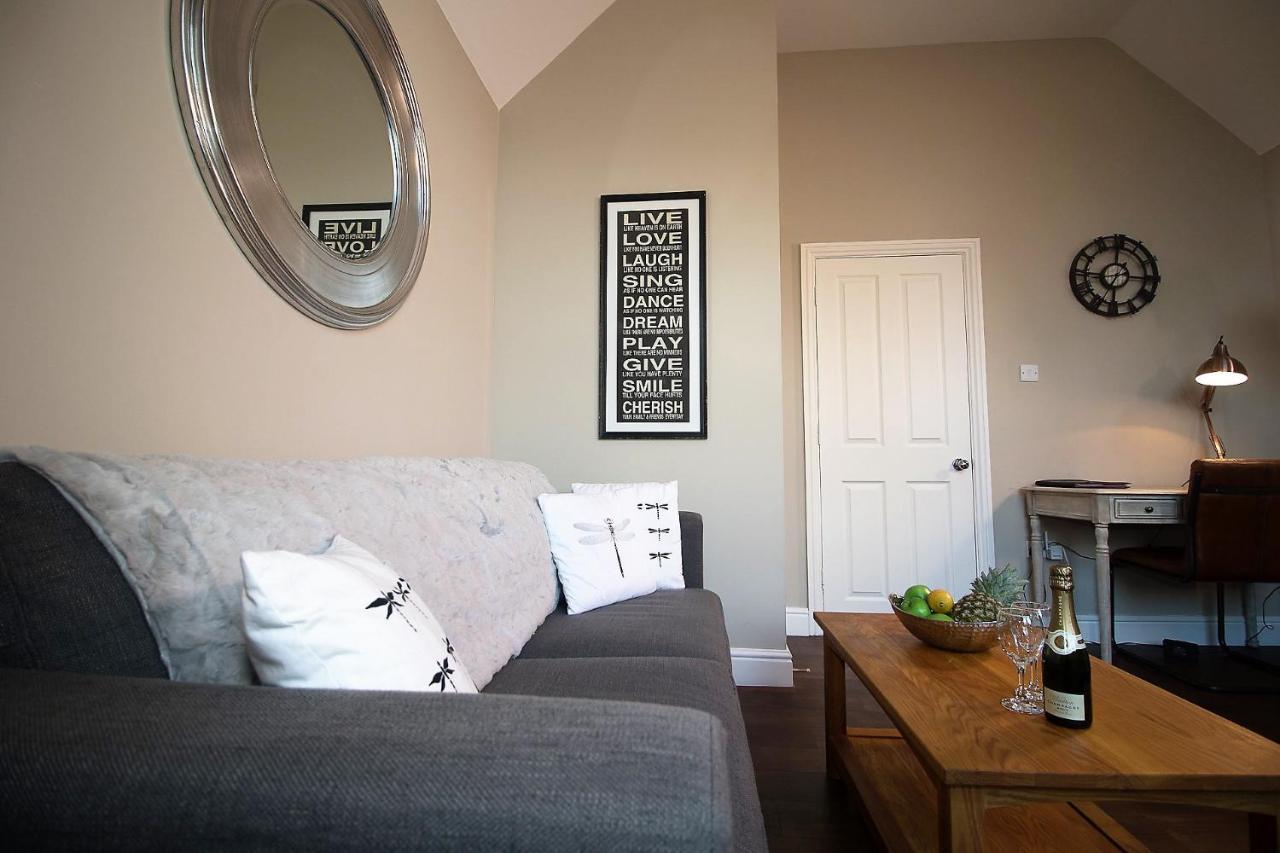 Lord Raglan House One Bedroom With Parking Apartment Windsor