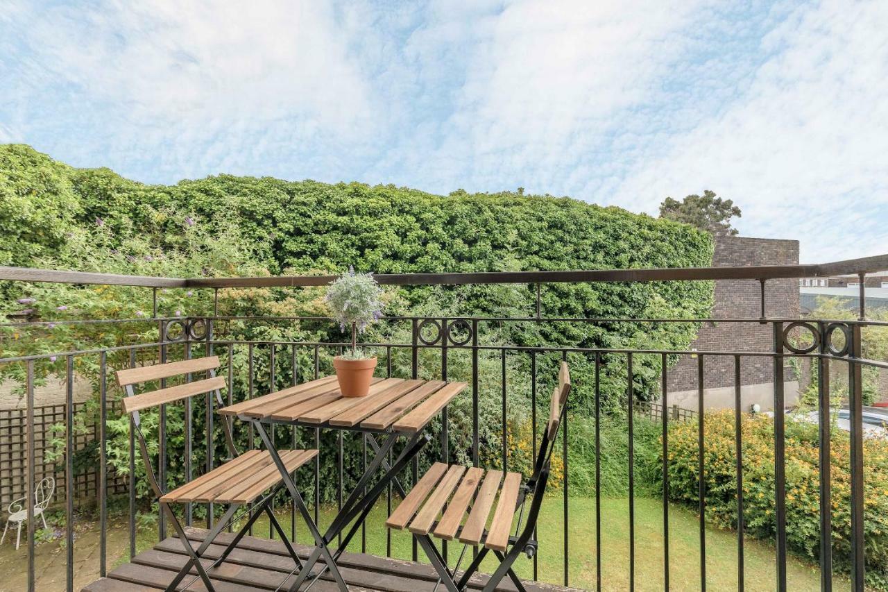 Apartment Modern Within Short Walk Of The Castle, High Street And Long Walk - Free Parking Windsor