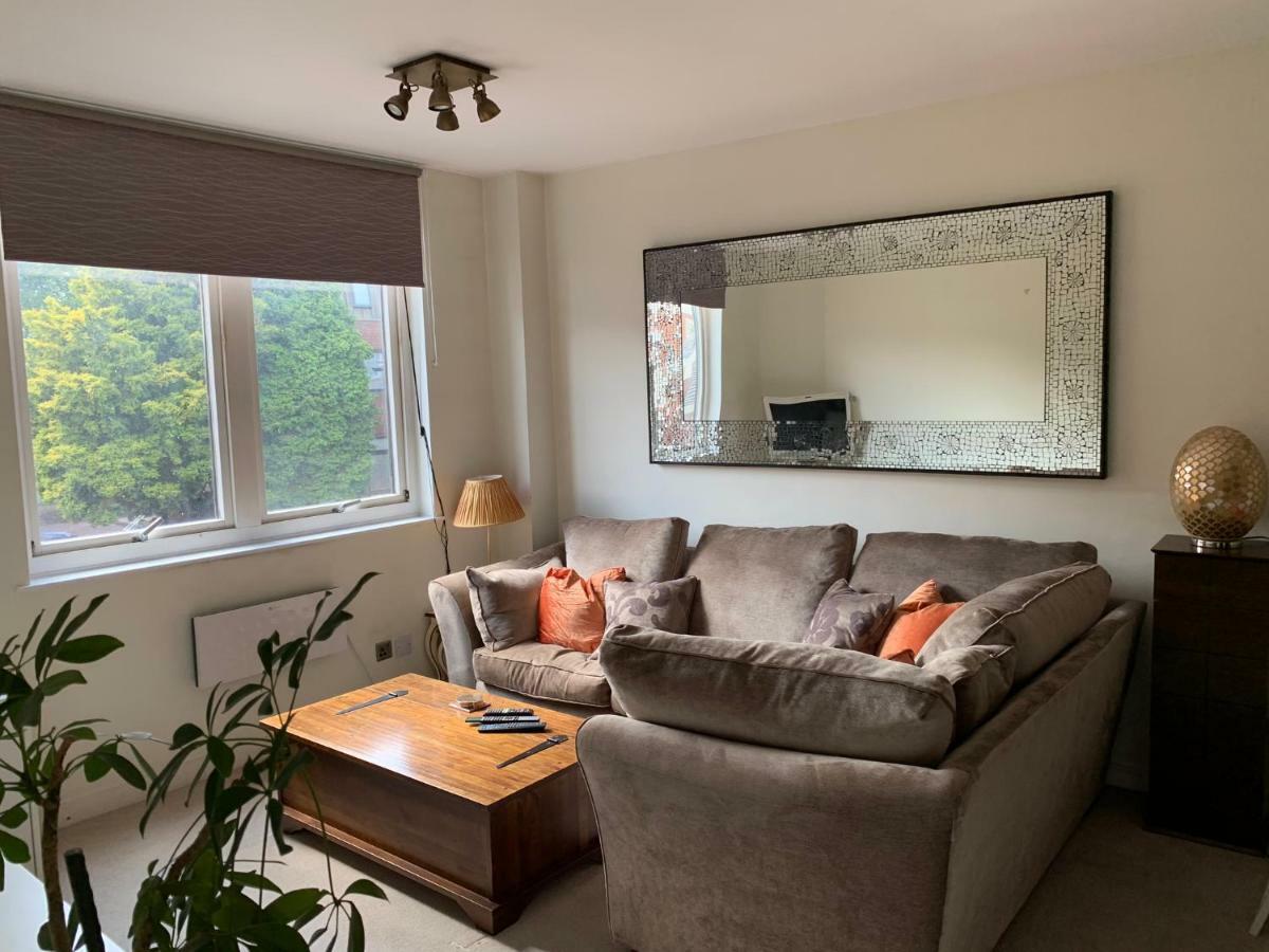 4 The Courtyard 2br * Windsor