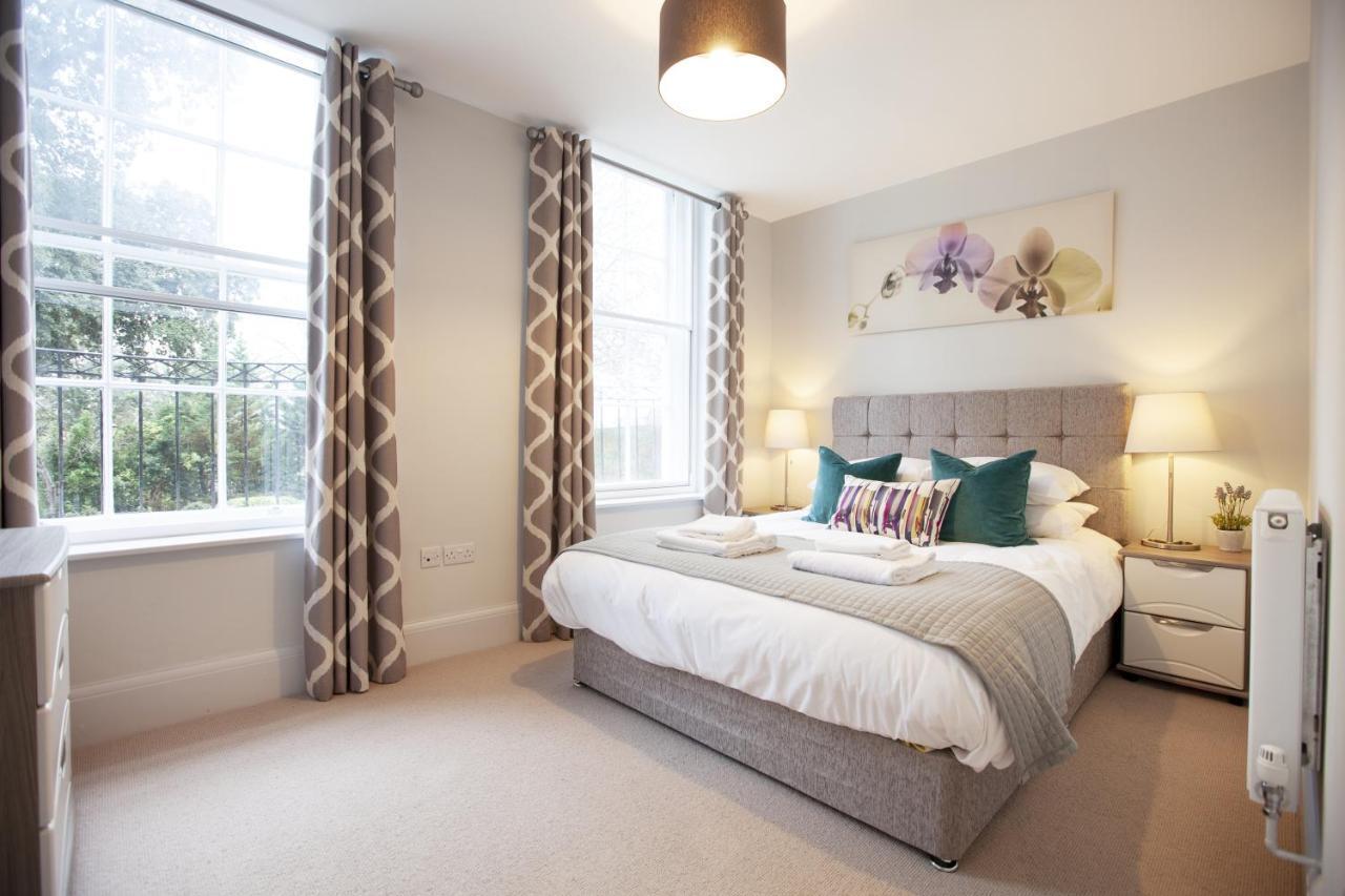 Urban Living's ~ King Edward Luxury In The Heart Of Apartment