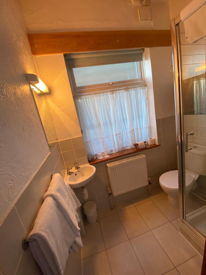 Cedar Tree 3* Windsor