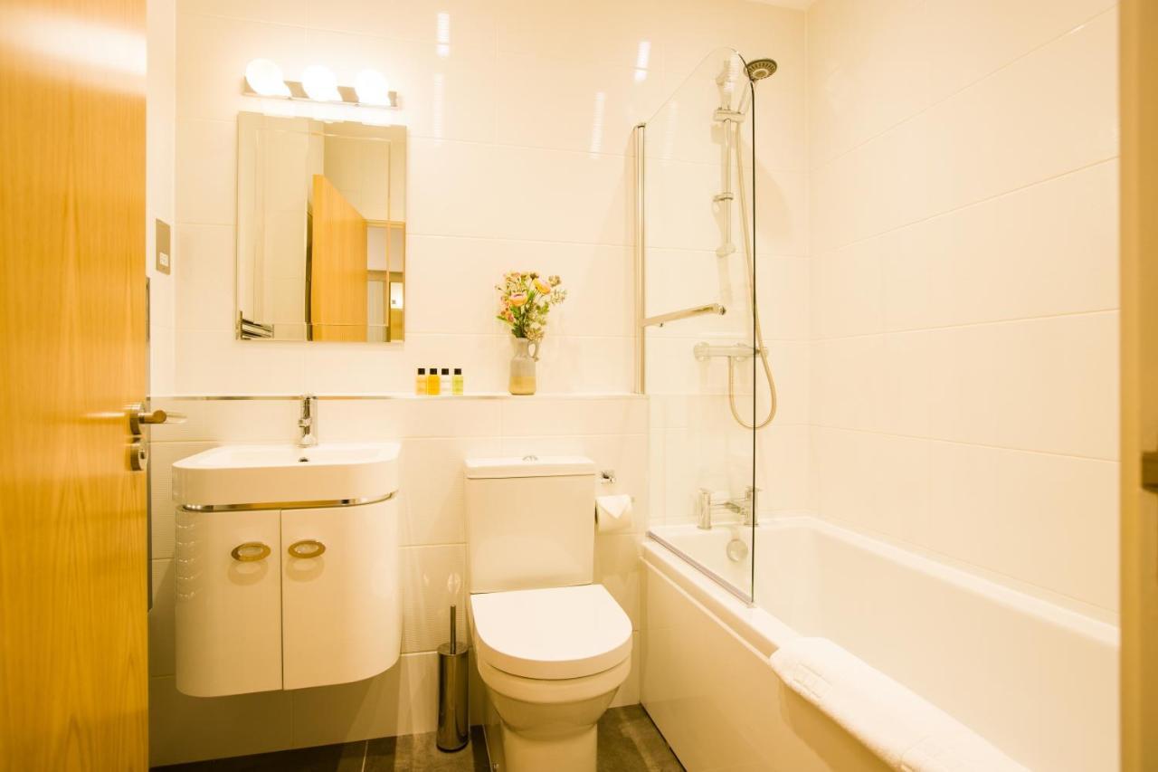Urban Living's ~ King Edward Luxury In The Heart Of Apartment Windsor