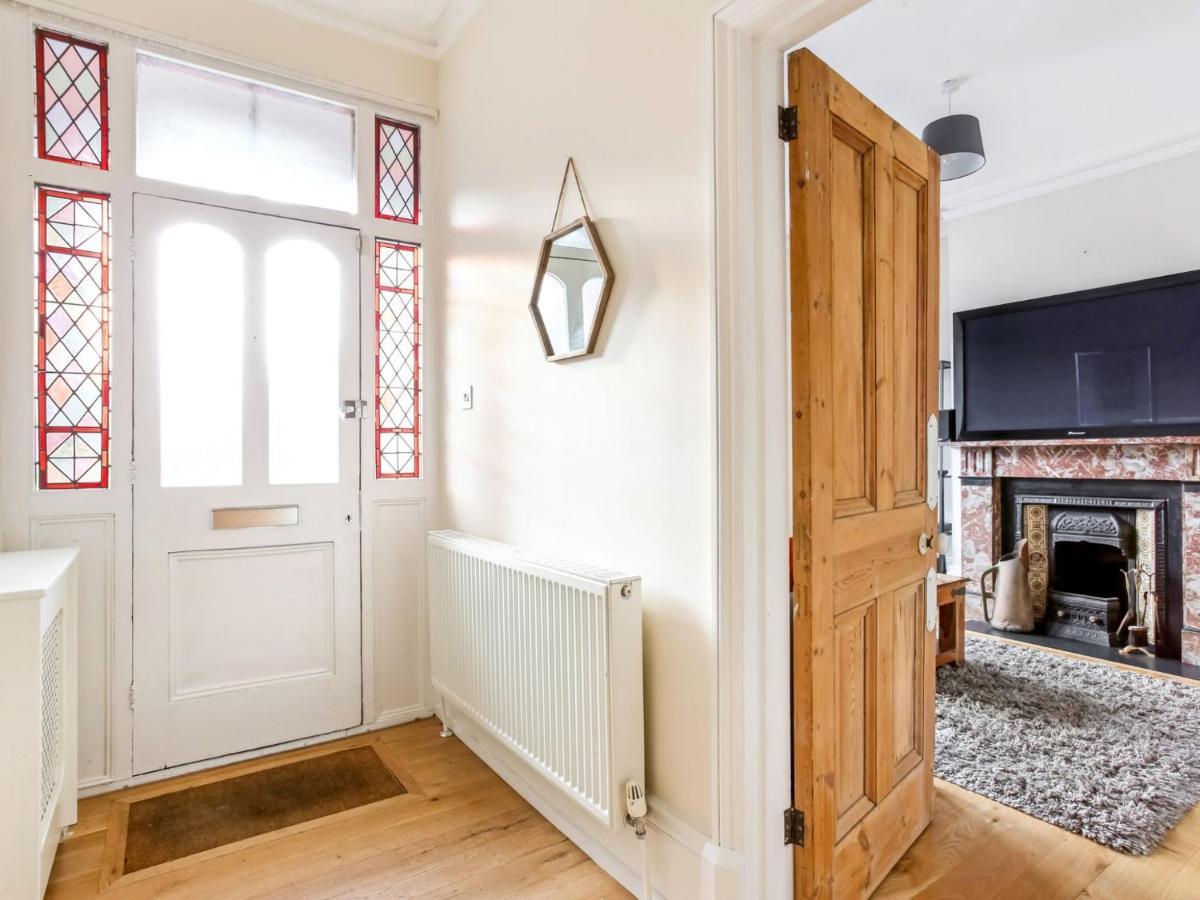 Grand Victorian House, Parking & River Walks * Windsor
