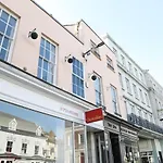 Letting Serviced Apartments - Guards View, Windsor