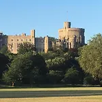 Central Windsor House