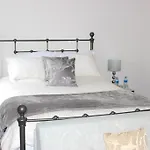Windsor Five-Star Guesthouse