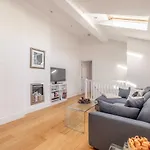 Windsor Gem: 1-Bed Oasis Near Castle
