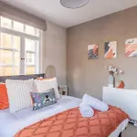 Windsor Castle Chic: 1Br,Parking