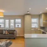 Cozy 2 Bed Retreat - Allocated Parking