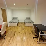 Comfort Sleep - Rooms With Shared Facilities