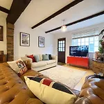 Charming Windsor Cottage, Incredible Location, Castle Doorstep