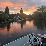 High Five Boat Holidays