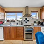 Charming 3 Bedroom House In The Heart Of Windsor