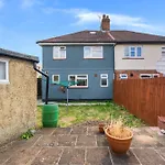 Charming 3 Bedroom House In The Heart Of Windsor