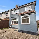 Charming 3 Bedroom House In The Heart Of Windsor