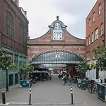 Pass The Keys Luxury 1 Bed Flat On Windsor Riverside
