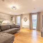 Your Perfect 1-Bed Escape In Windsor
