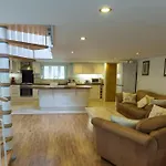 Lake View Lodge
