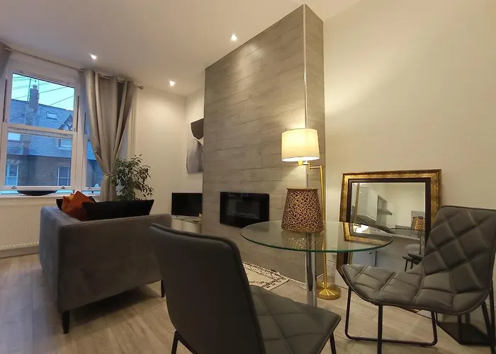 Windsor Charming One Bedroom Flat