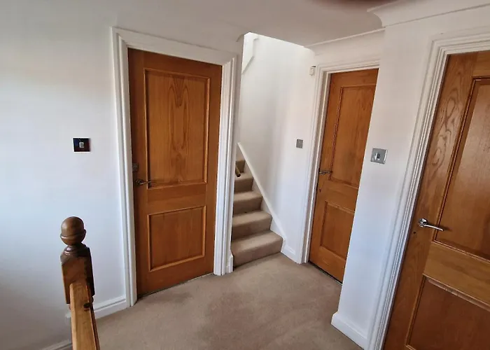 Comfort Sleep - Rooms With Shared Facilities