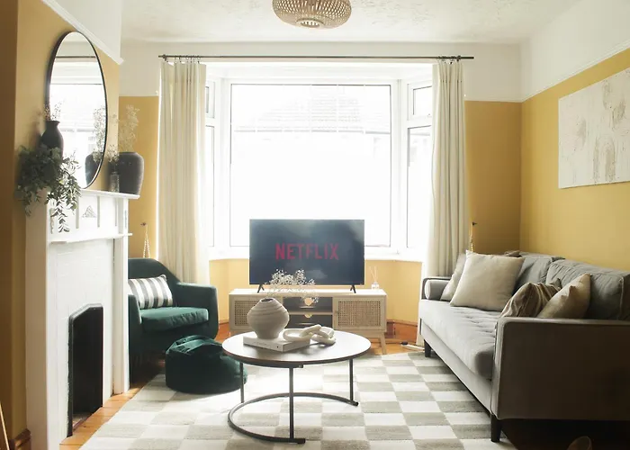 Charming Windsor 3 Bedroom House Near Windsor Castle And Legoland