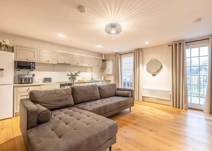 Your Perfect 1-Bed Escape In Windsor