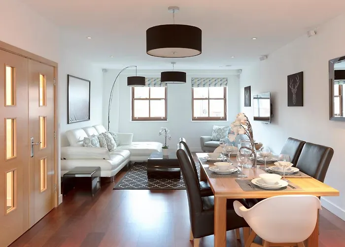 Hampden Apartments - The Henry