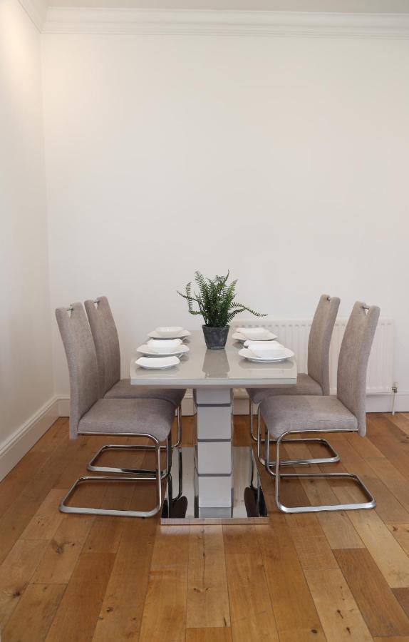 Apartment Letting Serviced - Guards View, *