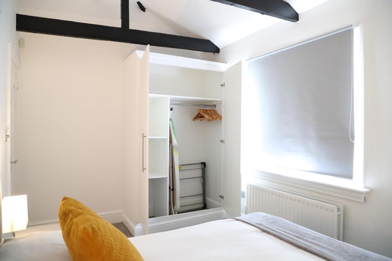 Letting Serviced - Guards View, Apartment Windsor