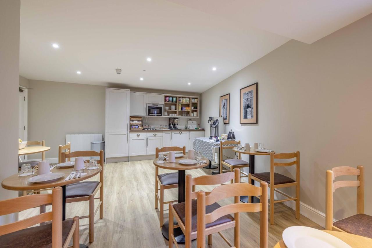 Goswell House 3*