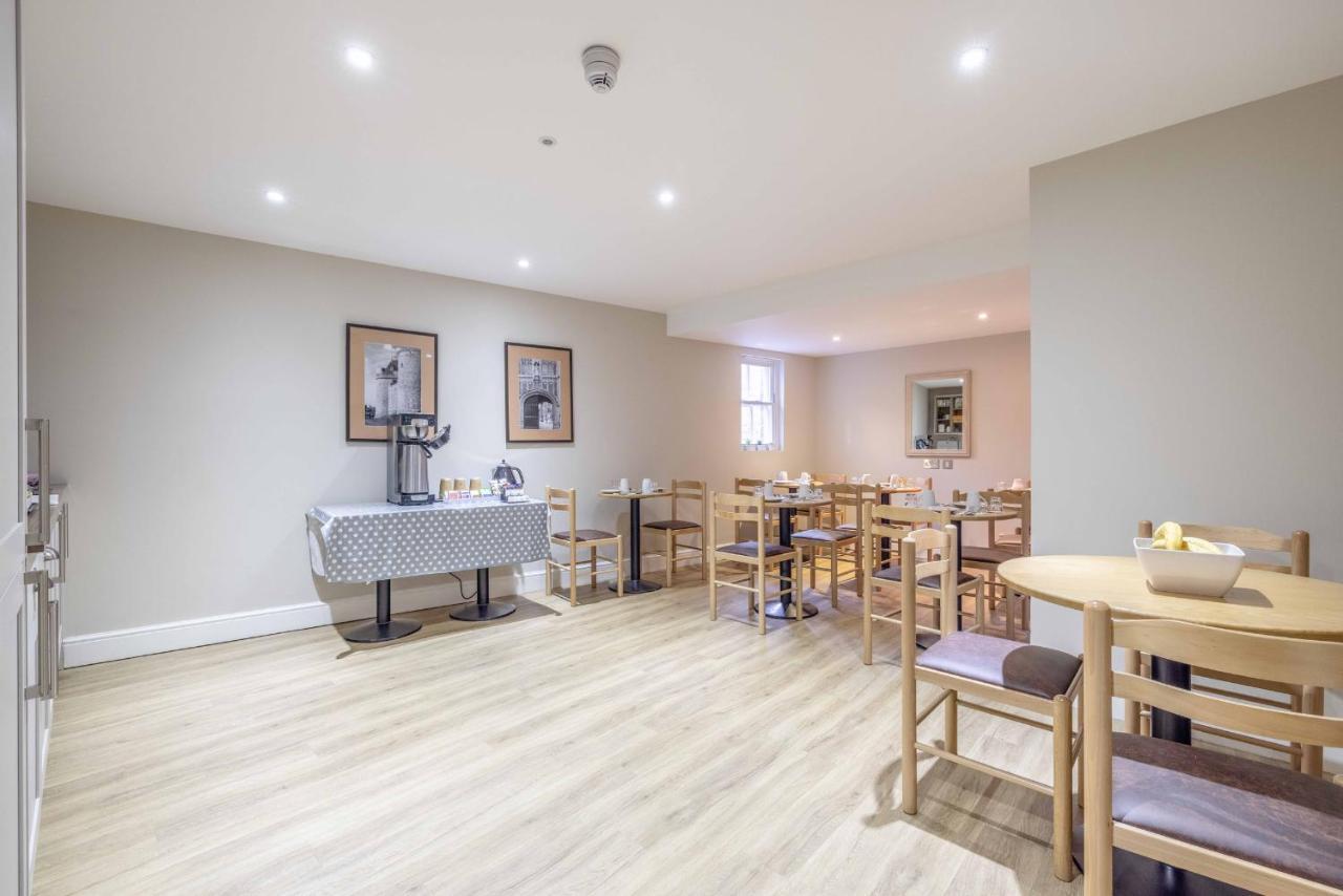 Goswell House Hotel 3*