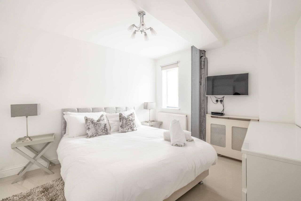 Apartment Castle & High Street 2 Min Walk *